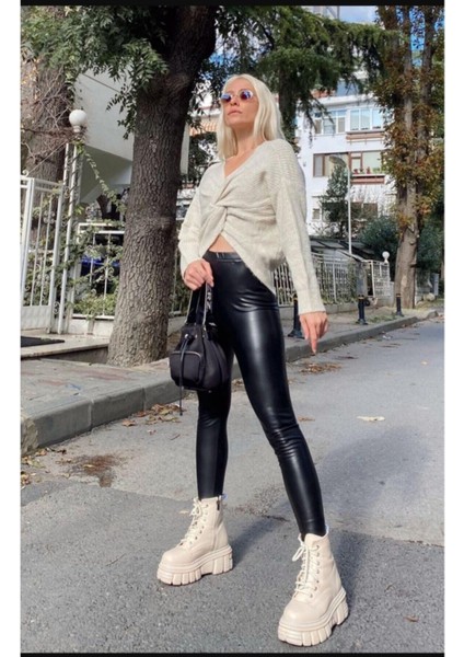 Kadın Siyah Fitform Mat Deri Tayt modelleri