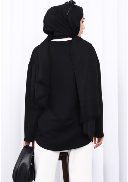 Siyah Bisiklet Yaka Modal Sweat fırsatları