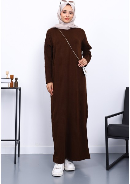 Kahverengi Dik Yaka Fitilli Triko Elbise