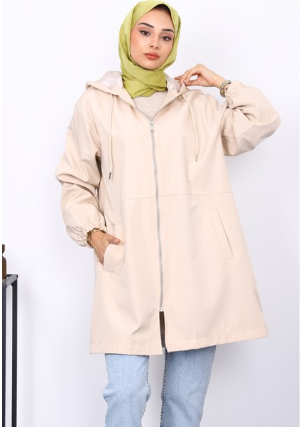 Bej Kapüşonlu Arkası Nakışlı Trençkot
