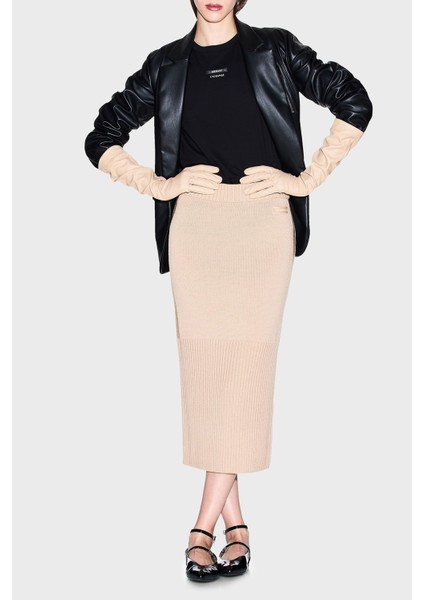 Logolu Pamuklu Slim Fit Bisiklet Yaka T Shirt Bayan T Shirt XW001369 AF10356 UC001 fiyatları