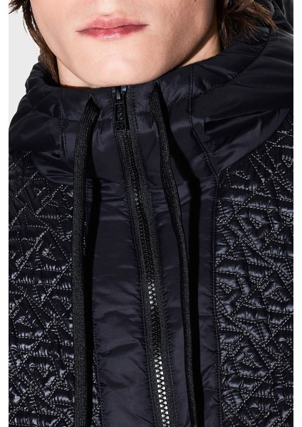 4g Kabartmalı Logolu Regular Fit Kapüşonlu Mont Erkek Mont XM001093 AF16589 FC196 fırsatları