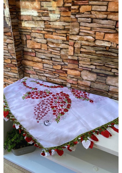 Anne-Kadın Çilek Oyalı El Işi Eşarp Tülbent Yazma modelleri