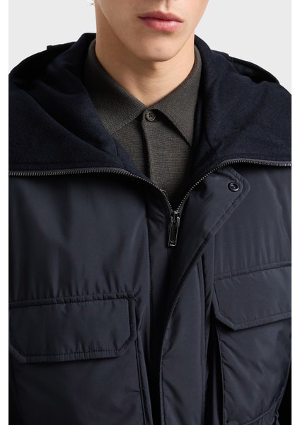 Logolu Regular Fit Su Itici Kapüşonlu Şişme Mont Erkek Mont EM003184 AF18503 UB118 fırsatları