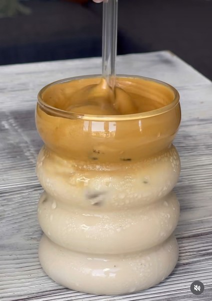 4Boğumlu Borosilikat Bardak 300 ml