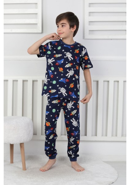 Kısa Kollu Astranot Temalı %100 Pamuk Erkek Çocuk Pijama Takımı modelleri