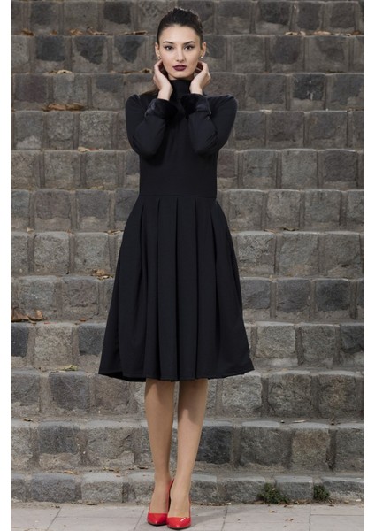 Günlük Sırt Dekolteli Pileli Kadın Elbise modelleri