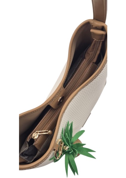 Kriste Bell Kadın Aksesuarlı Şık Omuz Çantası 27018 fırsatları