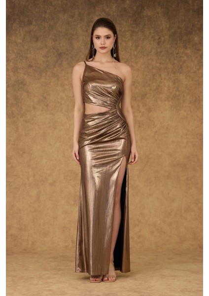 Dekolteli Yırtmaçlı Parlak Örme Abiye Elbise