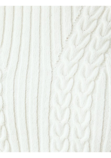 Uzun Kollu Bisiklet Yaka Saç Örgü Dokulu Triko Kazak