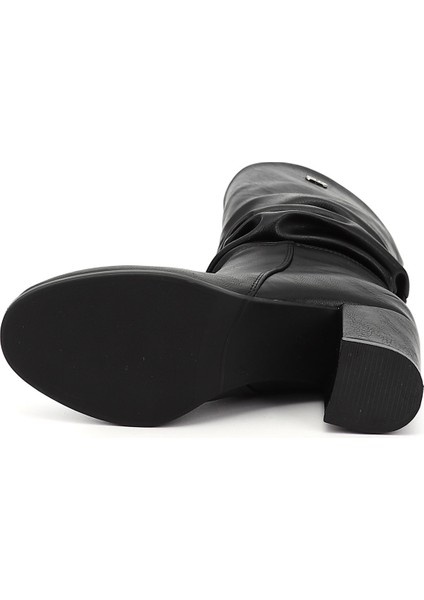 Kadın Siyah Yuvarlak Burun Körüklü Kalın Topuklu Çizme fırsatları