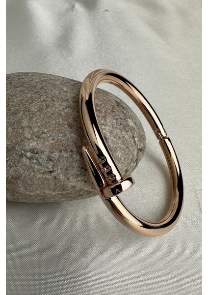 Parlak Metal Çivi Bileklik (Iç Çapı:6cm) modelleri