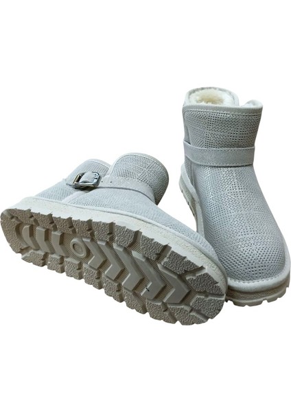 25K432 Kadın Simli Toka Detaylı Slim - On Peluşlu Bot Bej modelleri