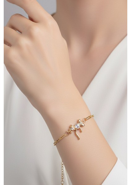 Altın Renk Kalp Fiyonk Model Ataç Zincir Çelik Bileklik - 3670