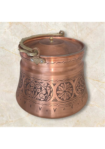 - Oyma Işlemeli El Yapımı Kalın Bakır Yoğurt Bakraç – 3 Litre Kapasiteli, Geleneksel El Işçiliği, Dayanıklı ve Otantik Tasarım