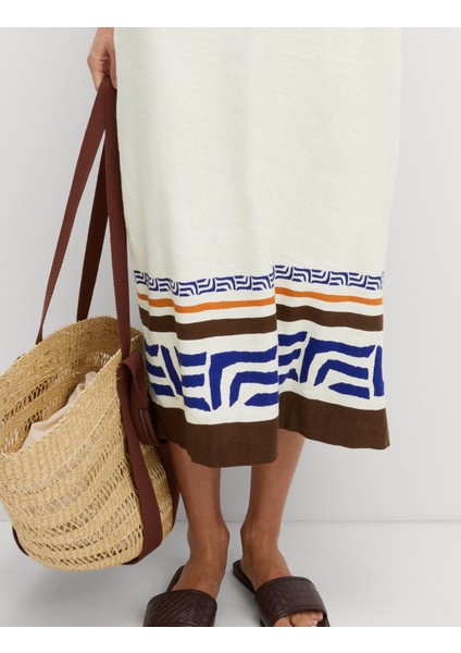 Keten Karışımlı Desenli V Yaka Elbise