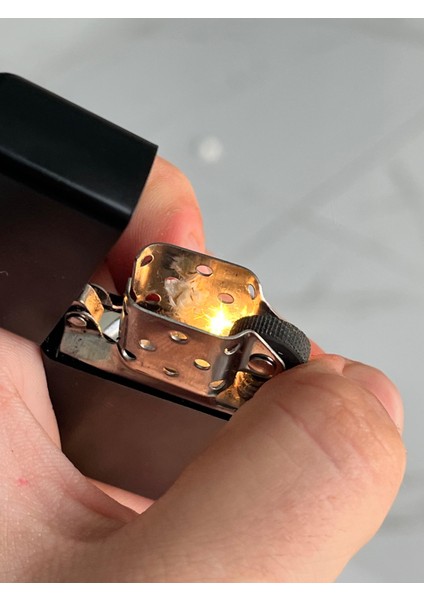 Kardeşe Hediye Zippo Tarzı Fotoğraflı Metal Çakmak fırsatları