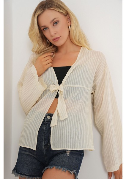Kadın BDART Fiyonk Bağlamalı Sırsız V-Yaka Bluz Krem Doğal