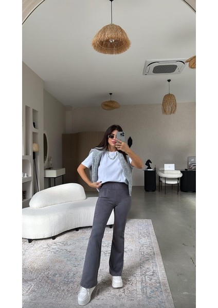 Kadın Yüksek Bel Süet Kumaş Ispanyol Paça Detay Pantolon indirimleri