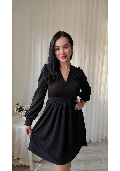 Kadın Uzun Kollu V Yaka Belden Hafif Pileli Scuba Krep Mini Boy Elbise fırsatları