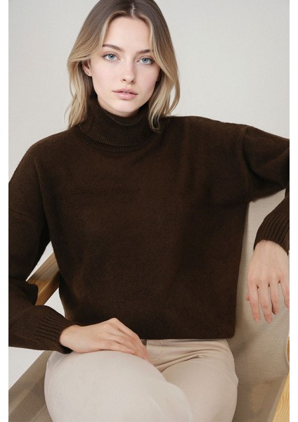 Kadın BDART Oversized Ribanalı Yüksek Yaka Kazak Brown indirimleri