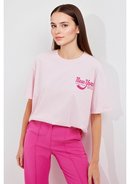 Kadın BDART Baskılı Düz Yaka Bol Kesim Tişört Toz Pembe