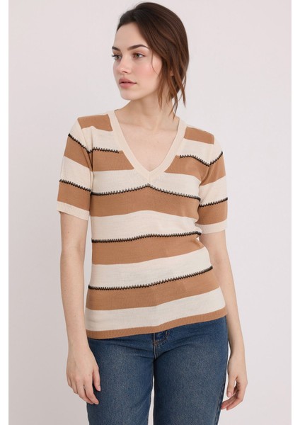Kadın BDART Çizgili V Yaka Fitilli Bluz Natural
