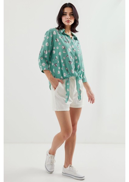 Kadın BDART Fiyonk Detaylı Desenli Viskon Gömlek Zümrüt Yeşili