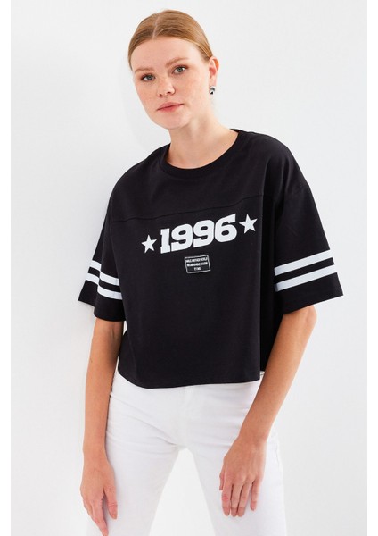 Kadın BDART Oversize Yuvarlak Yaka Kısa Tişört, Motto Baskılı Siyah