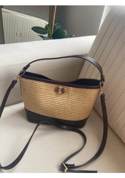 Hasır Görünümlü Kilitli Omuz Çantası fiyatları