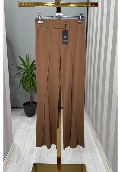 Paçası Üçgen Detaylı Çelik Örme Pantolon Camel 5548