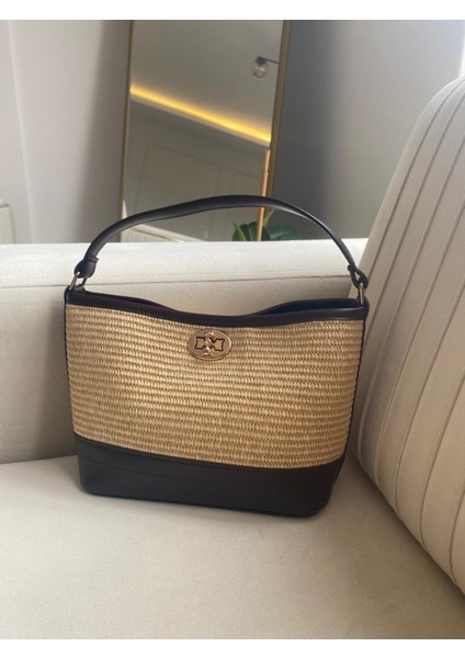 Hasır Görünümlü Kilitli Omuz Çantası