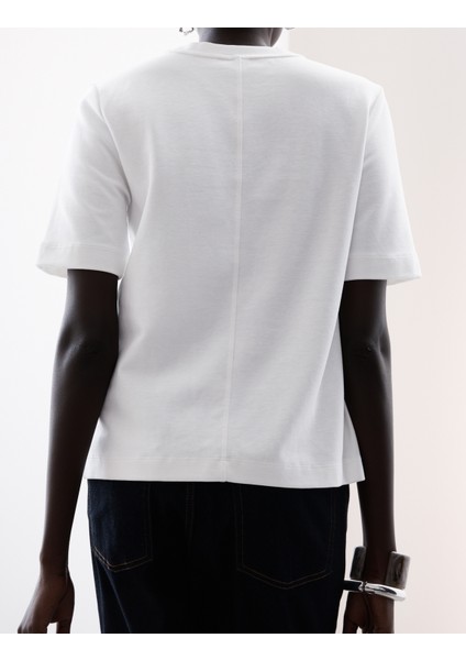 Pamuk Karışımlı T-Shirt