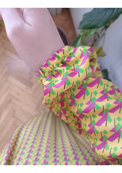 sera markalı elbise standart beden 38-46 uyumlu kolları lastikli etek uçları fırfırlı elbise modelleri