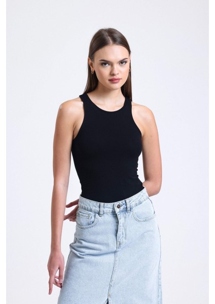 Kadın Yuvarlak Yakalı Temel Askılı Tişört Siyah
