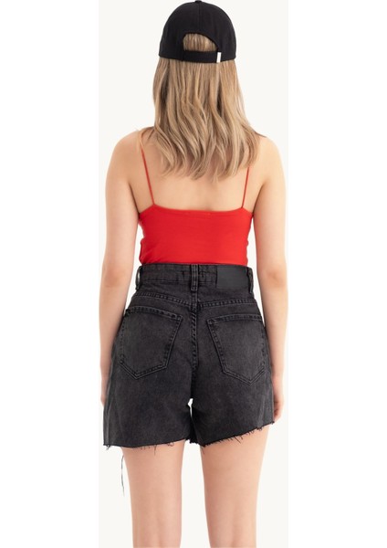 Kadın Düğme Detaylı Yüksek Bel Çift Katlı Jean Şort Gri