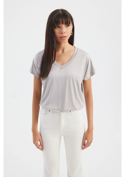 Kadın Yuvarlak Yaka Rahat T-shirt White