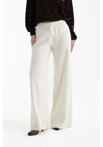 Kadın Örme Bağcıklı Geniş Kesim Pantolon White