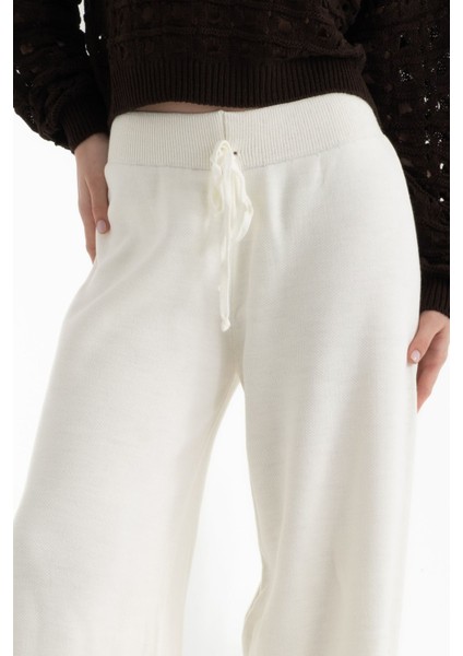 Kadın Örme Bağcıklı Geniş Kesim Pantolon White