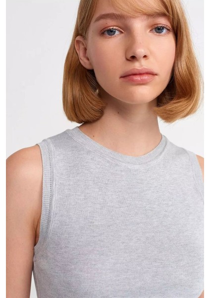 Kadın Örme Bisiklet Yaka Crop Top Açık Gri