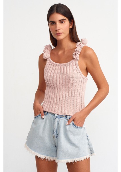 Kadın Çiçek Detaylı Scoop Yakalı, Fitilli Örme Kolsuz Üst Karanfil Pembesi