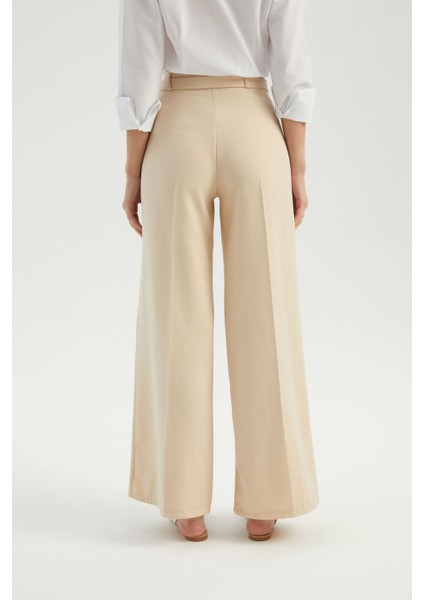 Kadın Kemer Detaylı Yüksek Bel Geniş Bacaklı Pantolon Krem Doğal