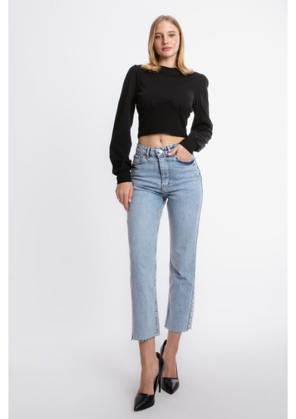 Kadın Yuvarlak Yaka Detaylı Uzun Kollu Kırpılmış Üst Siyah