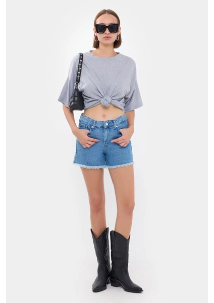 Kadın Basic Kısa Kollu Yuvarlak Yaka Tişört Grey