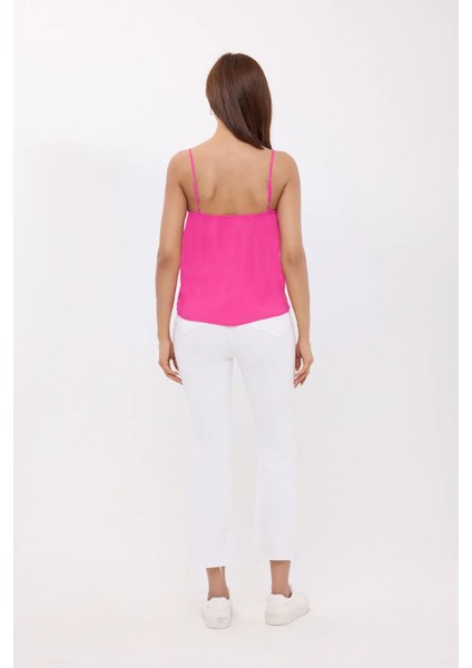 Kadın Kolsuz V-Yaka Düğmeli Bluz Macenta Pembesi