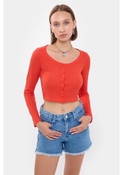 Kadın Düğme Detaylı Yuvarlak Yaka Dokuma Üst Red