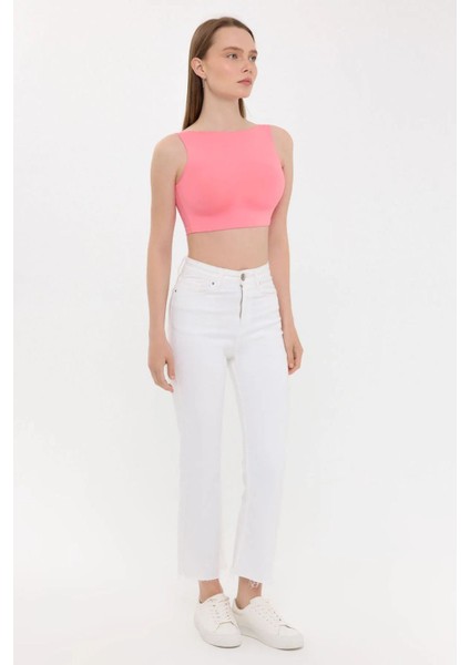 Kadın Sıfır Kollu Yuvarlak Yakalı Sırt Detaylı Bluz Pink