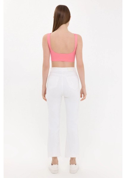 Kadın Sıfır Kollu Yuvarlak Yakalı Sırt Detaylı Bluz Pink