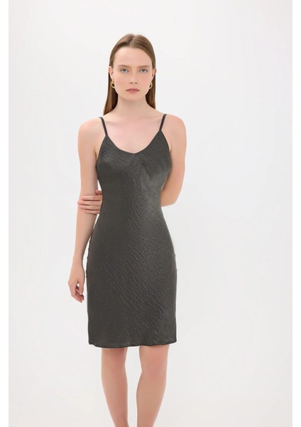 Kadın Satenden, Kolsuz, A-Line Mini Elbise Siyah