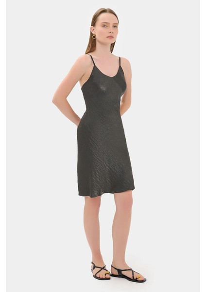 Kadın Satenden, Kolsuz, A-Line Mini Elbise Siyah